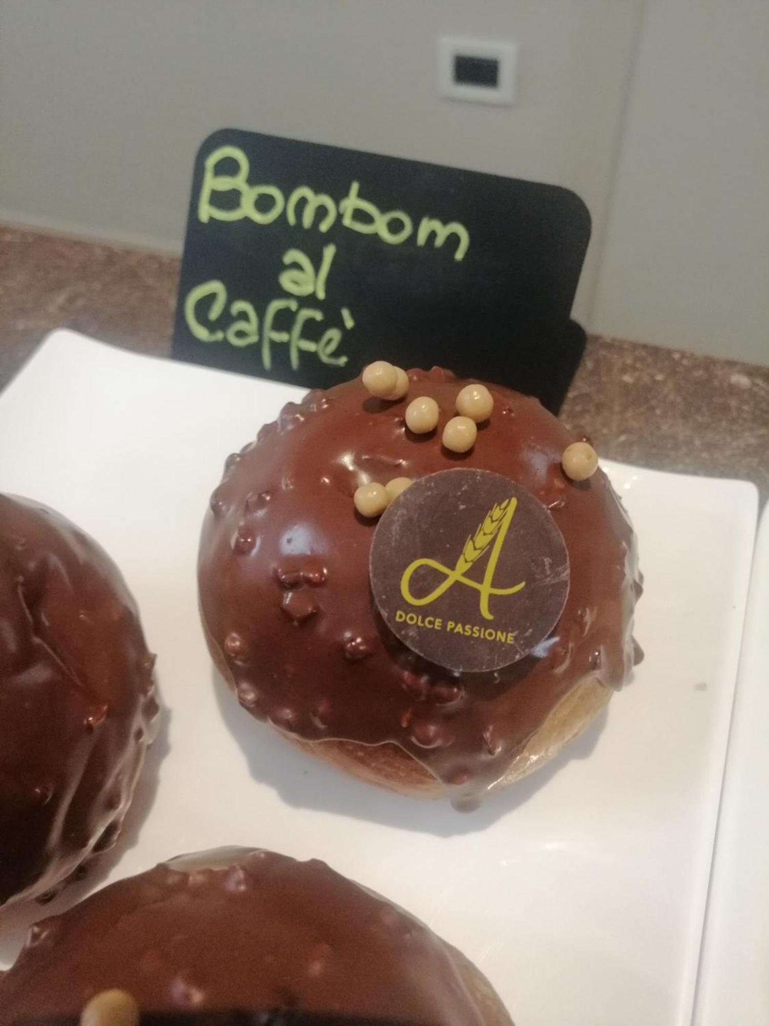 California Pastry Hotel 체르비아 외부 사진