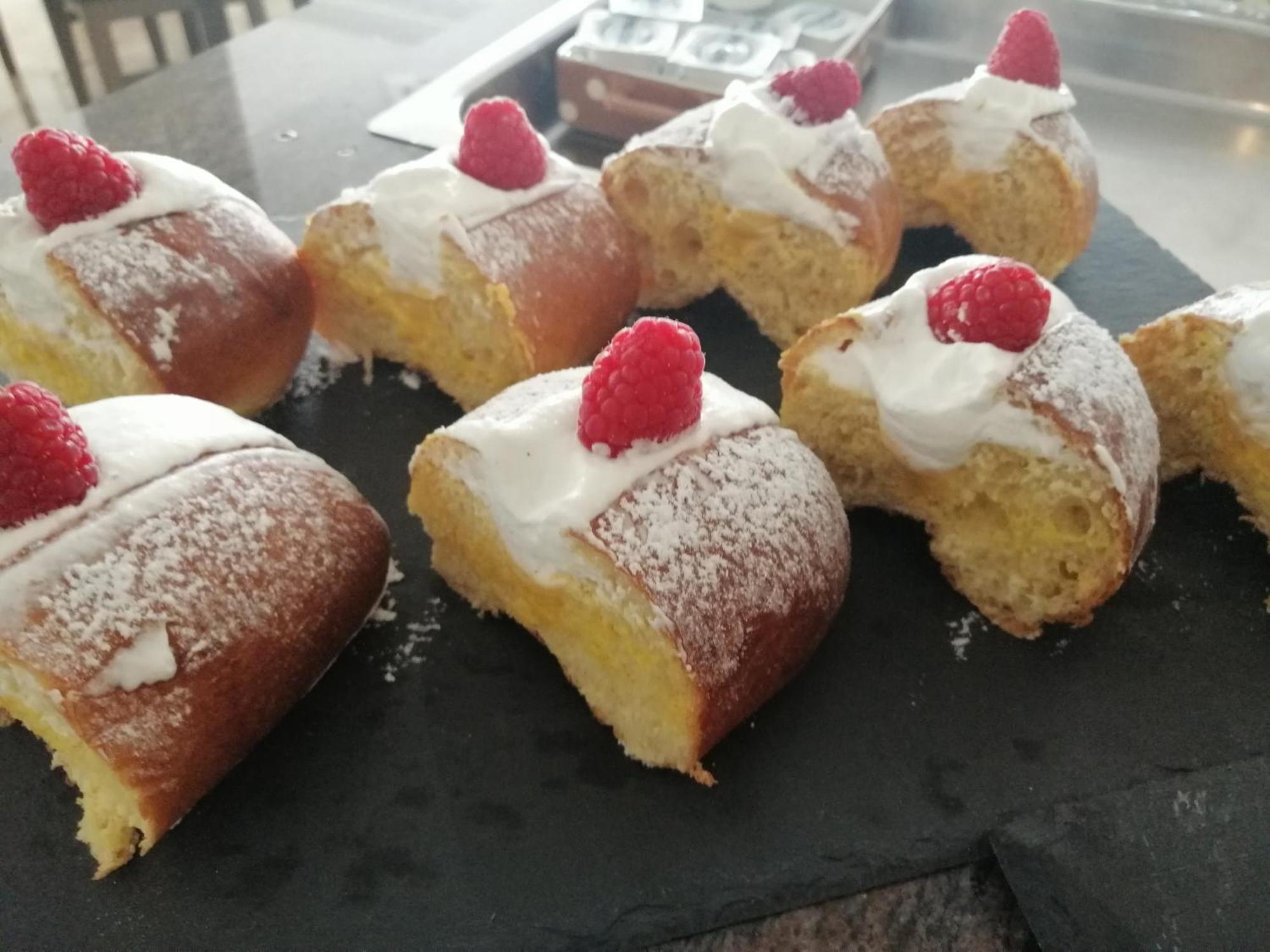 California Pastry Hotel 체르비아 외부 사진