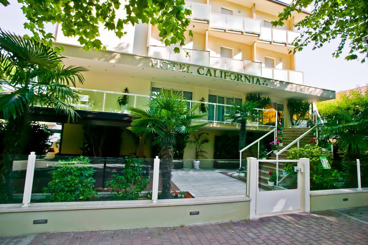 California Pastry Hotel 체르비아 외부 사진