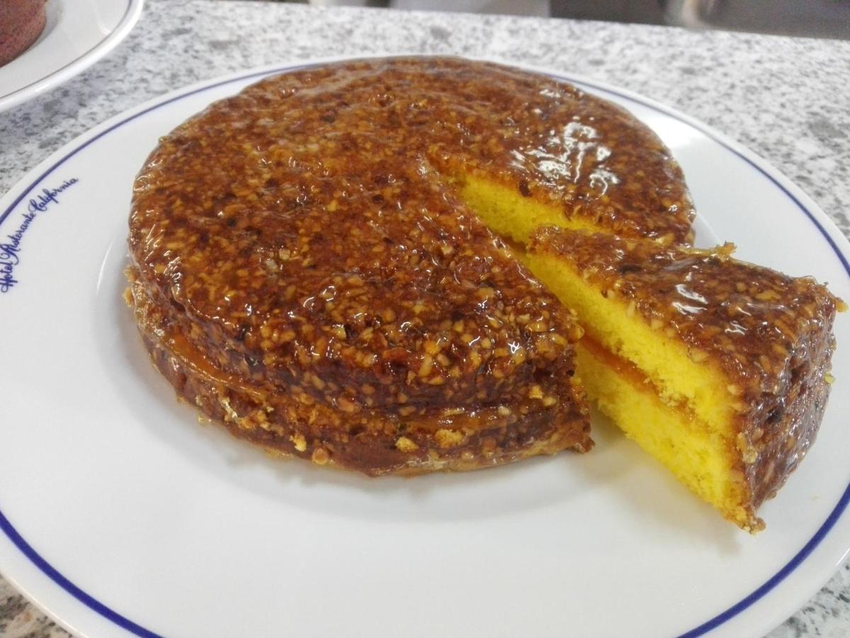 California Pastry Hotel 체르비아 외부 사진